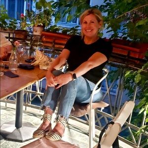 Meet your Posher, Lisa